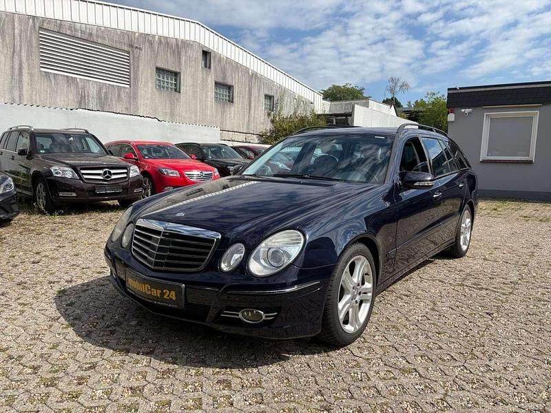 Blau Gebraucht 2009 Mercedes E200 Kombi | 3.990 € (Guter Preis) - Bild 1/4