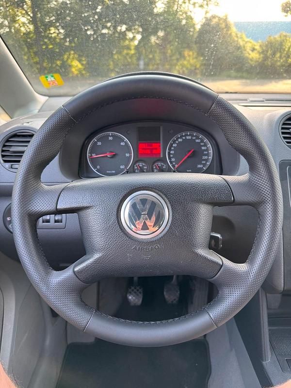Grau Gebraucht 2005 VW Caddy Van / Kleinbus | 5.200 € - Bild 1/4