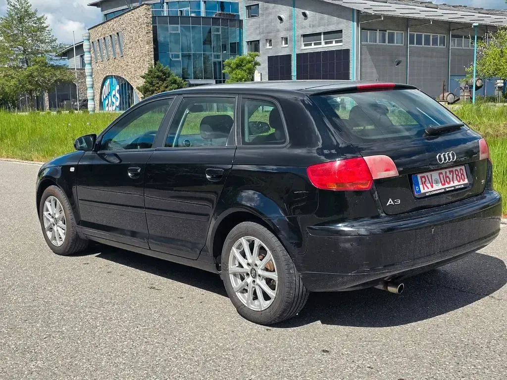 Gebraucht Audi A3 Attraction 116 PS (85 kW) 2006 Schwarz Kleinwagen