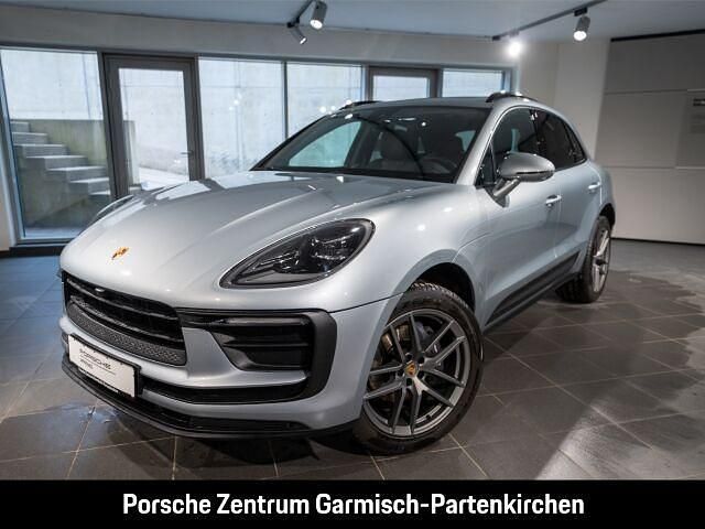 Gebraucht Porsche Macan 265 PS (194 kW) 2024 Dolomitsilbermetallic SUV