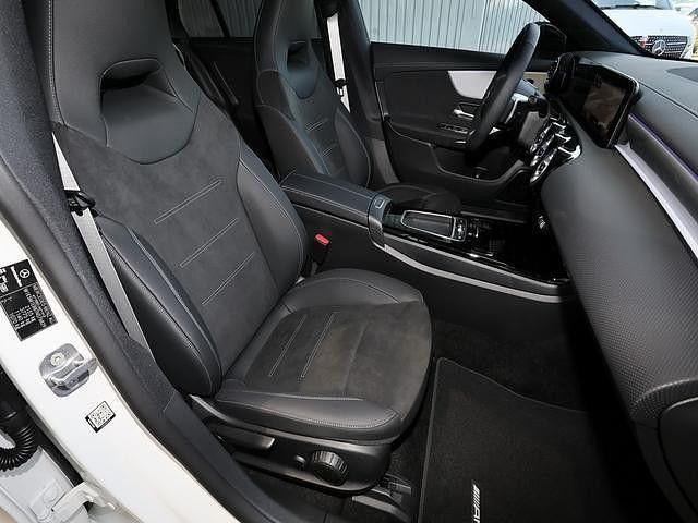 Gebraucht Mercedes CLA220 Shooting Brake AMG line 190 PS (139 kW) 2025 Kombi