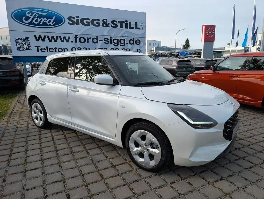 Neu Suzuki Swift Comfort+ 83 PS (61 kW) 2025 Mineral gray metallic Kleinwagen