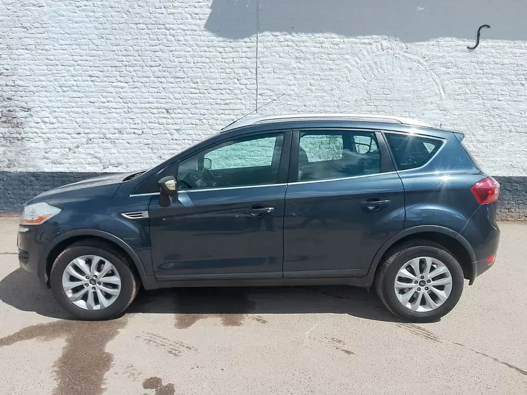 Usata Ford Kuga Trend 163 CV (119 kW) 2010 Grigio SUV