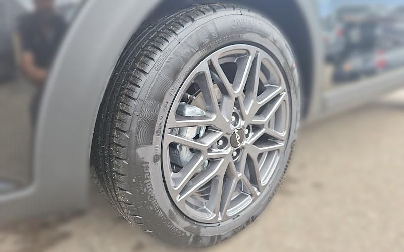 Gebraucht Kia Stonic 100 PS (73 kW) 2025 Schwarz SUV