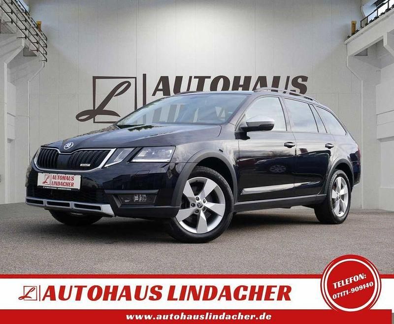 Schwarzmagic perleffekt Gebraucht 2017 Skoda Octavia Kombi | 19.270 € - Bild 1/4
