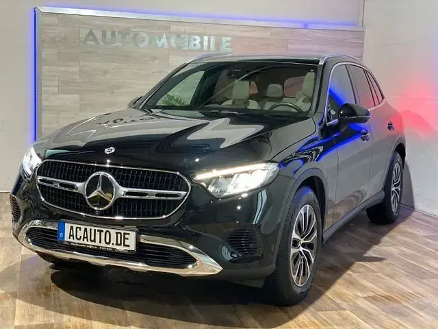 Gebraucht Mercedes 200 Advanced 227 PS (166 kW) 2023 SUV