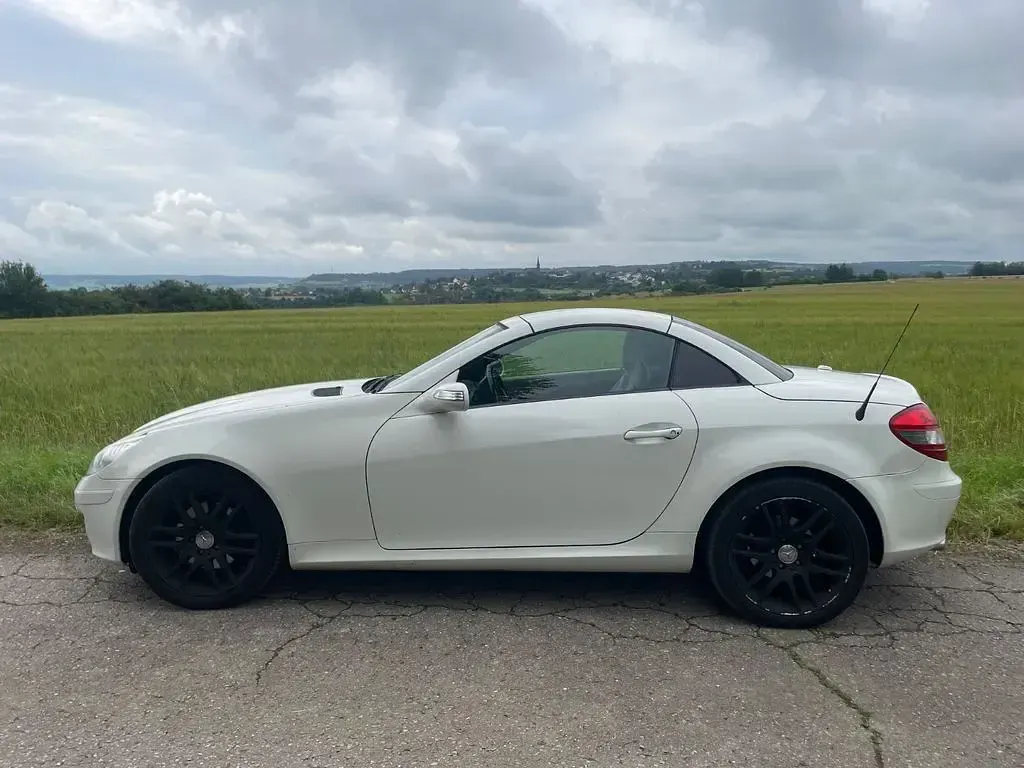 Gebraucht Mercedes SLK280 231 PS (169 kW) 2007 Weiß Cabrio