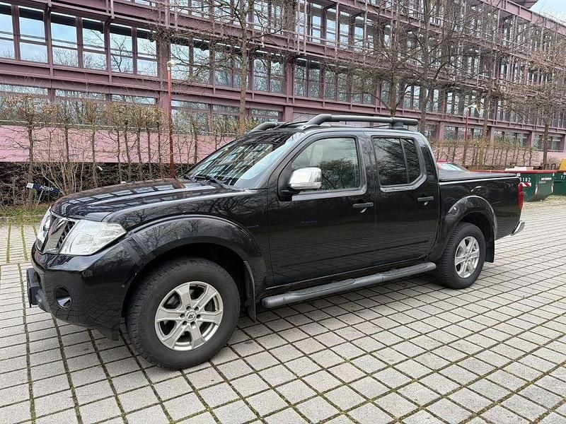 Gebraucht Nissan Navara 190 PS (139 kW) 2012 Schwarz Pickup