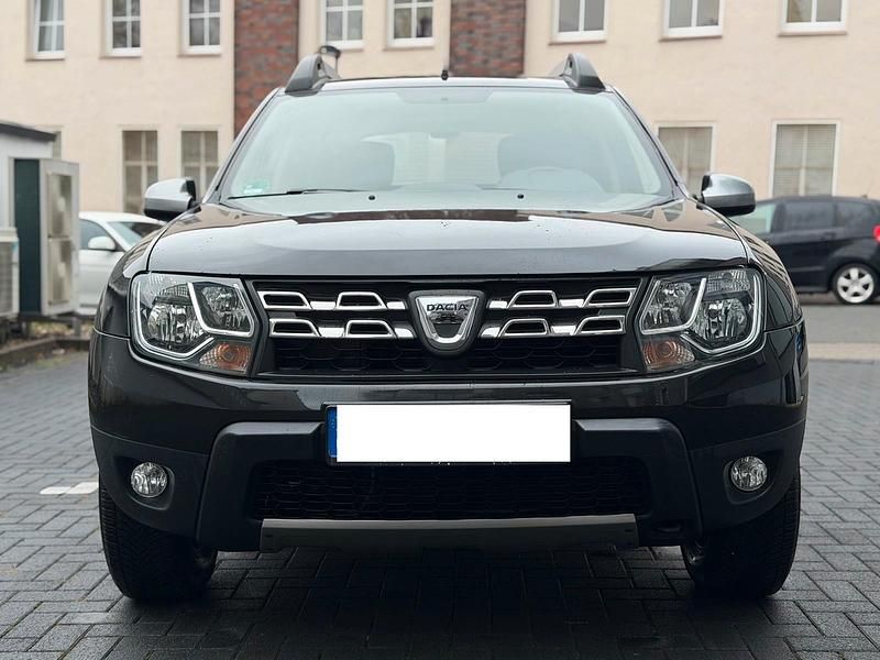 Gebraucht Dacia Duster 114 PS (83 kW) 2017 Schwarz SUV