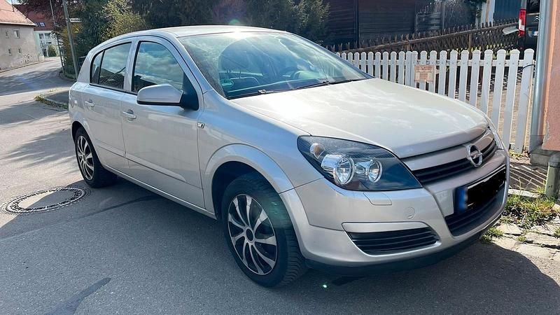 Gebraucht Opel Astra 90 PS (66 kW) 2004 Silber Kombi