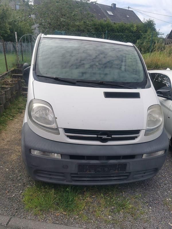 Weiß Gebraucht 2005 Opel Vivaro Van | 1.250 € - Bild 1/4