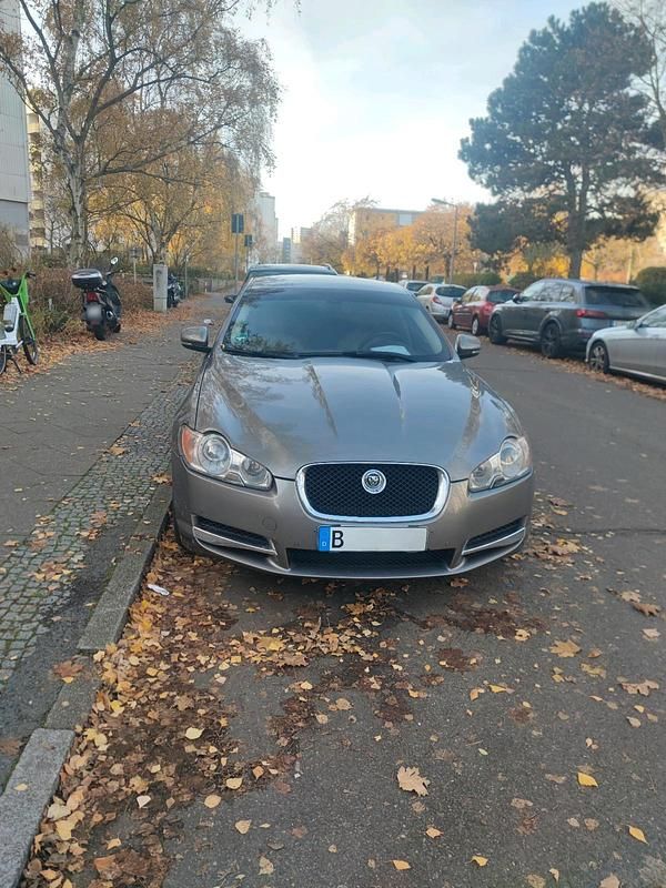 Gebraucht Jaguar XF S 275 PS (202 kW) 2010 Grau Limousine