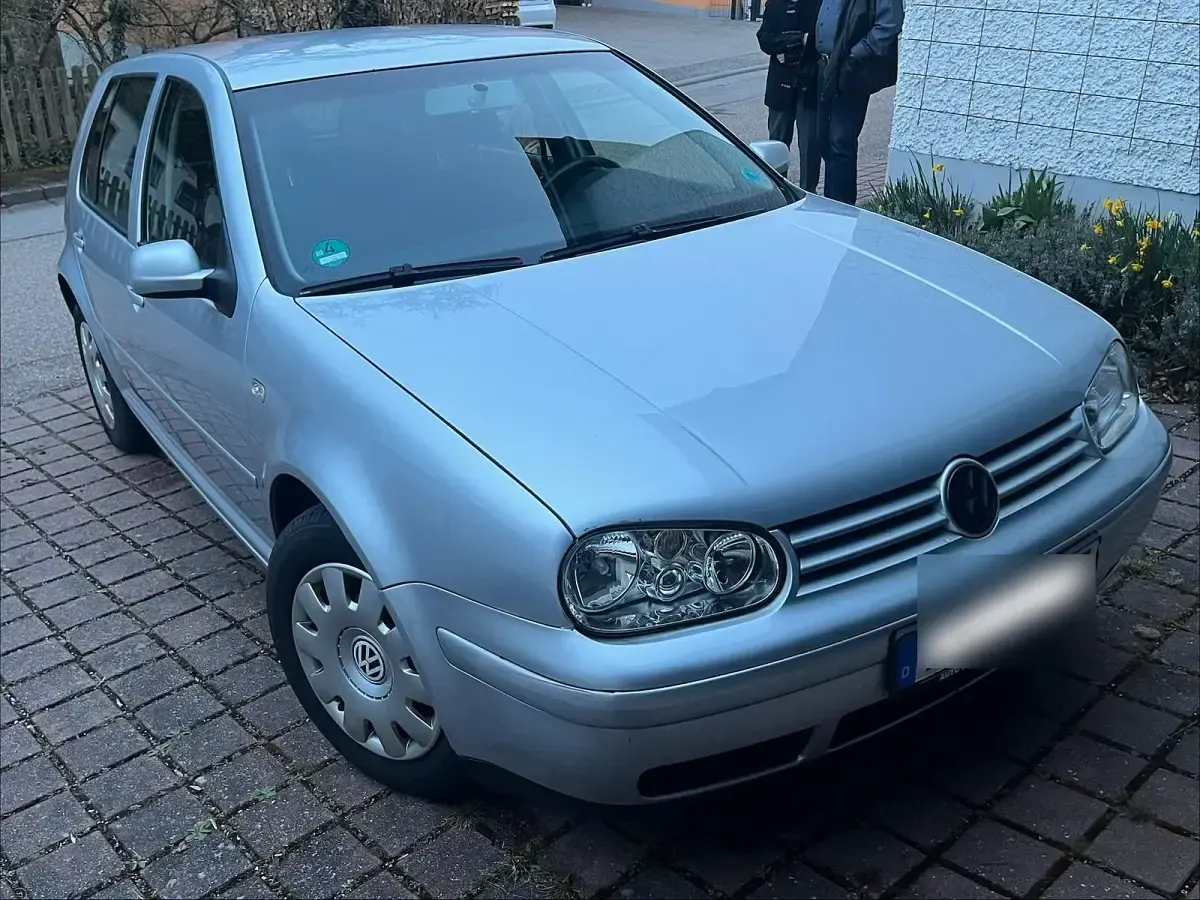 Gebraucht VW Golf IV 75 PS (55 kW) 2003 Silber Kleinwagen