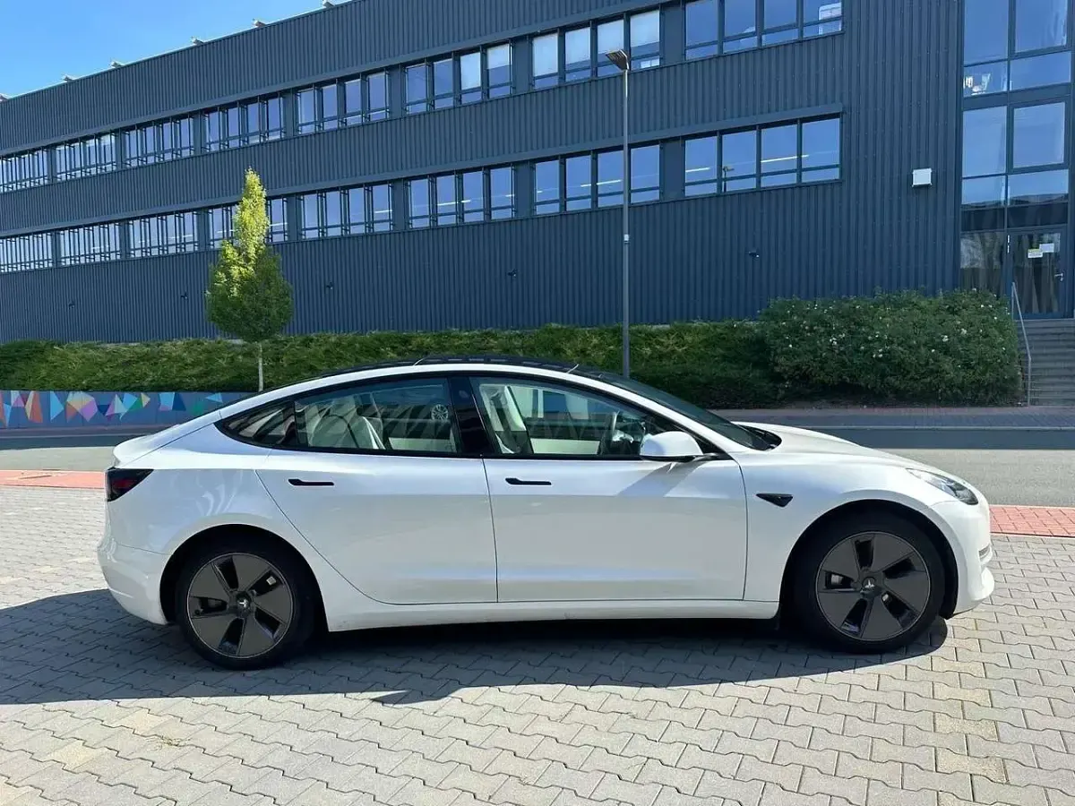 Gebraucht Tesla Model 3 Standard Range Plus 208 kW (283 PS) 2020 Limousine