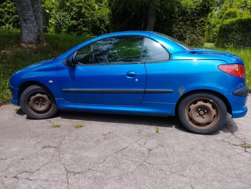 Blau Gebraucht 2002 Peugeot 206 CC Cabrio | 700 € (Guter Preis) - Bild 1/2