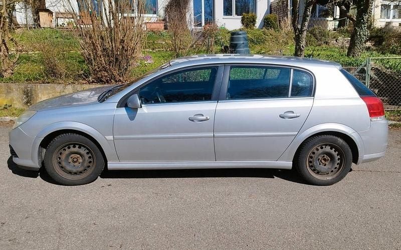 Gebraucht Opel Signum 140 PS (102 kW) 2008 Silber Kleinwagen