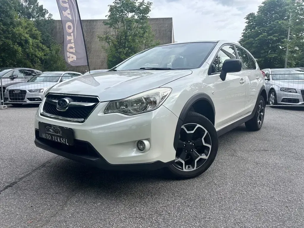 Gebraucht Subaru XV Active 147 PS (108 kW) 2013 Weiß SUV