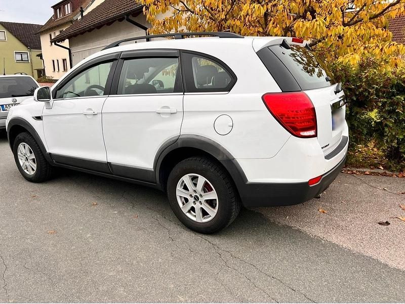 Gebraucht Chevrolet Captiva 163 PS (119 kW) 2013 Weiß SUV
