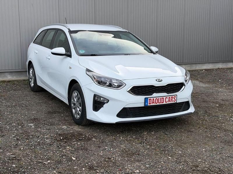 Gebraucht Kia Ceed Vision 101 PS (74 kW) 2020 Weiß Kleinwagen