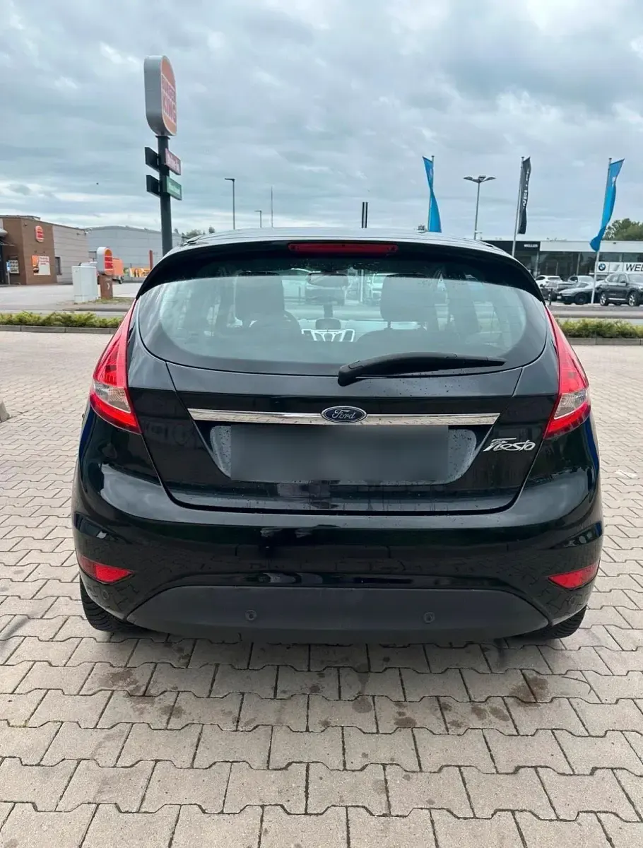 Gebraucht Ford Fiesta Titanium 82 PS (60 kW) 2009 Schwarz Kleinwagen