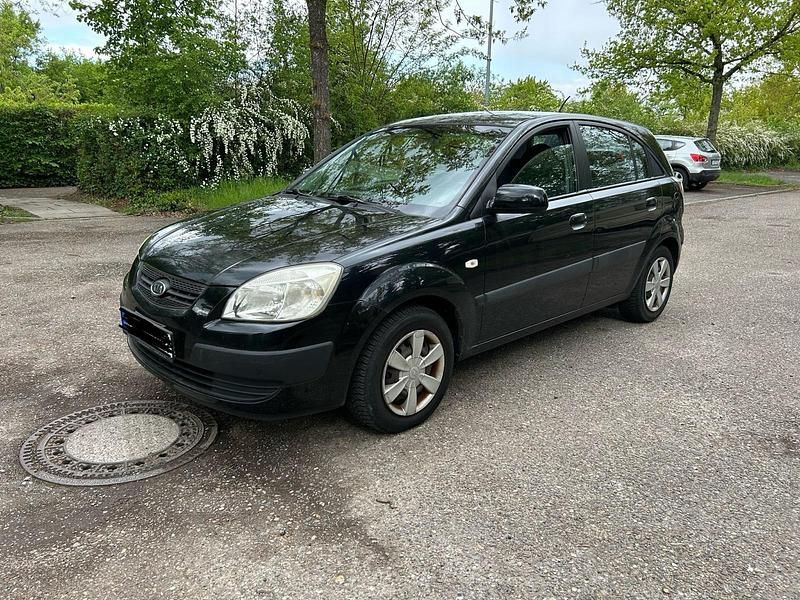 Gebraucht Kia Rio 97 PS (71 kW) 2006 Kleinwagen