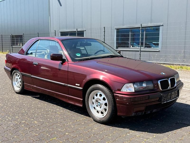 Gebraucht BMW 318 Cabriolet Performance 116 PS (85 kW) 1998 Canyon rot metallic Cabrio
