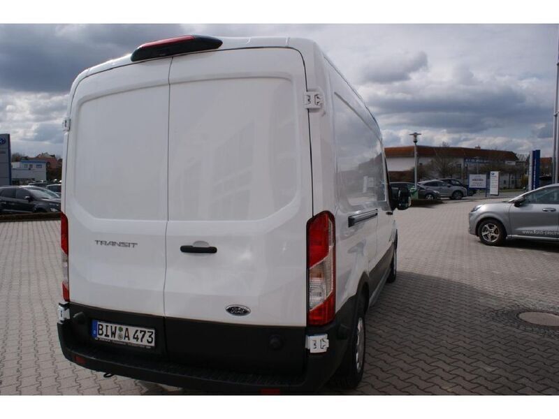 Gebraucht Ford Transit Trend 105 PS (77 kW) 2022 Frostweiß Van