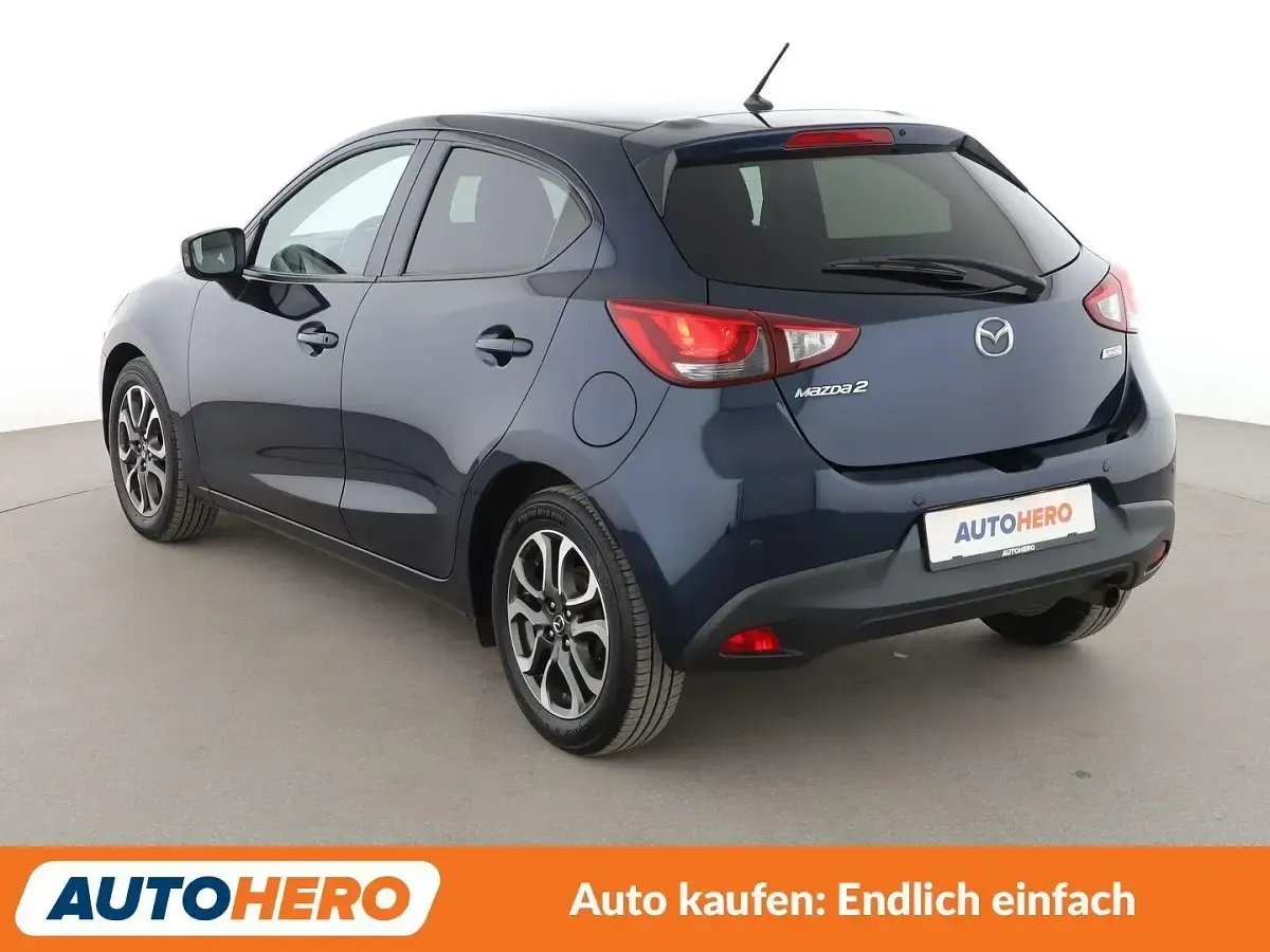 Gebraucht Mazda 2 Nakama 90 PS (66 kW) 2016 Blau Kleinwagen