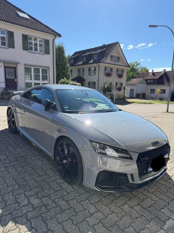 Grau Gebraucht 2022 Audi TT RS Sport Coupé | 57.499 € (Guter Preis) - Bild 1/4