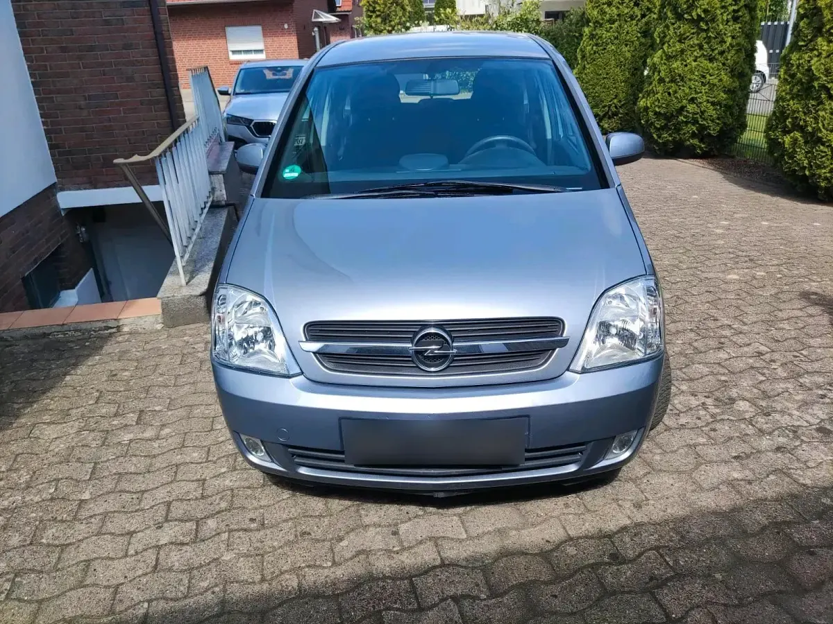 Używany Opel Meriva 101 KM (74 kW) 2004 Szary Minivan