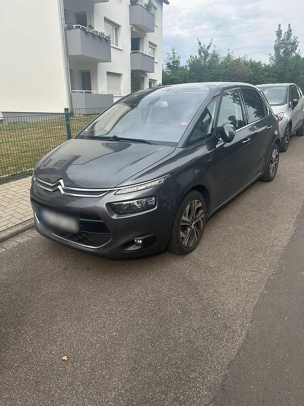 Grau Gebraucht 2016 Citroën C4 Picasso Exclusive Van / Kleinbus | 10.499 € (Fairer Preis) - Bild 1/4