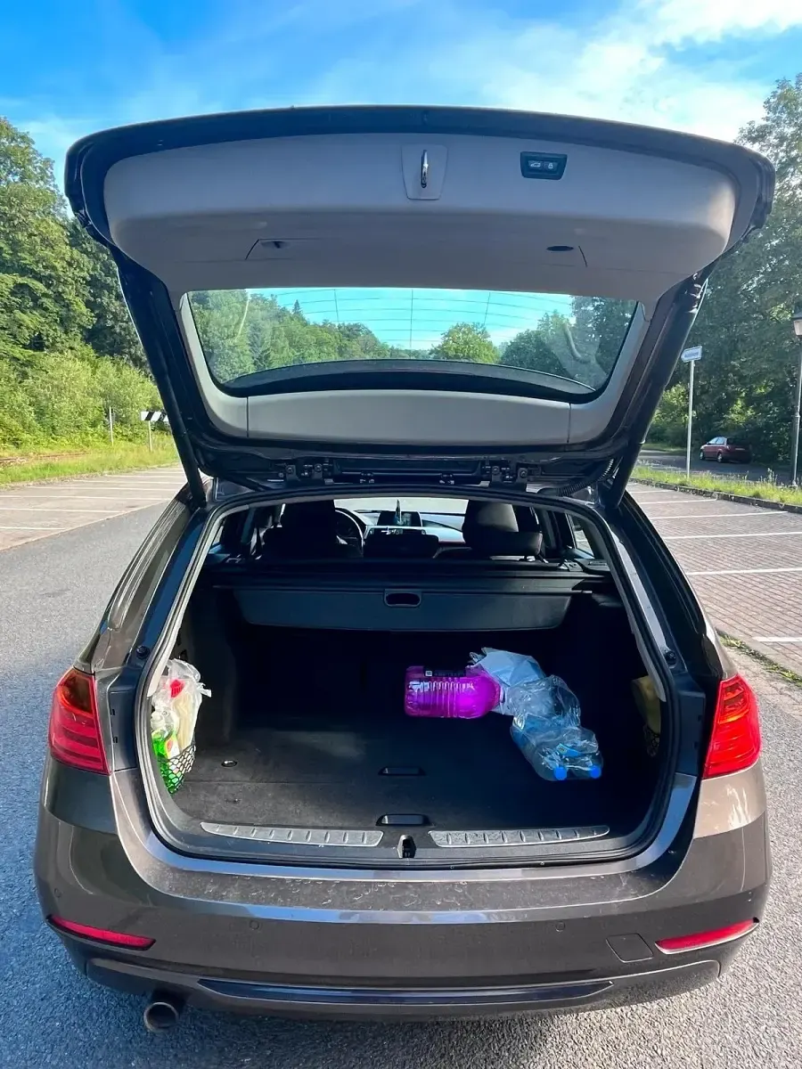 Gebraucht BMW 320 184 PS (135 kW) 2014 Braun Kombi