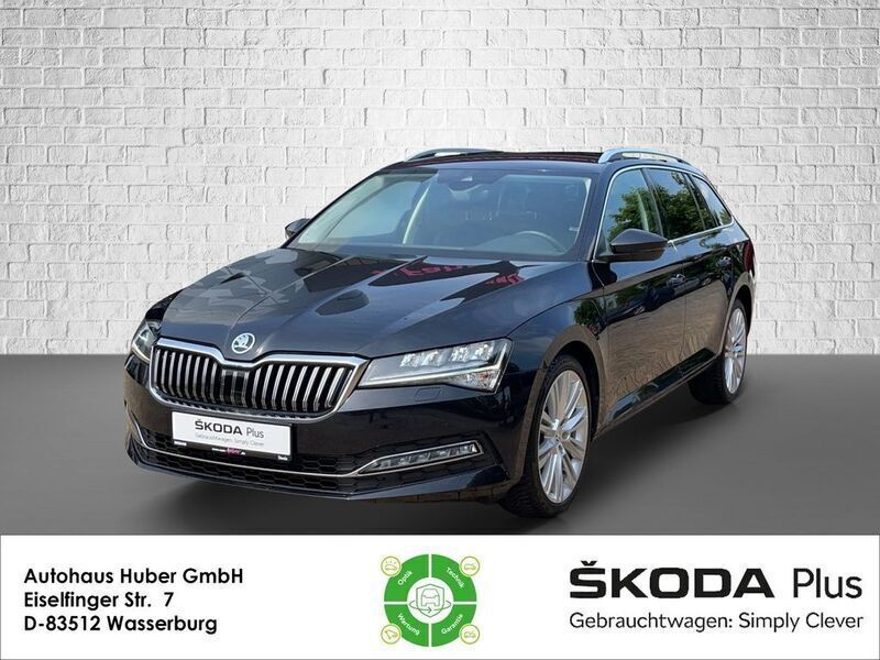 Schwarzmagic perleffekt met. schwarzmagic perleffekt met. Gebraucht 2022 Skoda Superb Style Kombi | 35.890 € (Teuer) - Bild 1/4