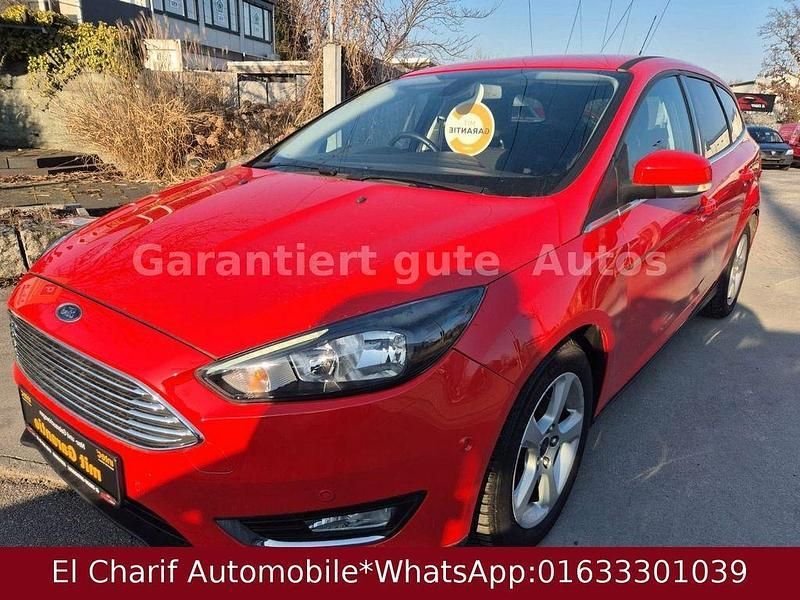 Rot Gebraucht 2016 Ford Focus Titanium Kombi | 13.600 € (Etwas zu teuer) - Bild 1/4
