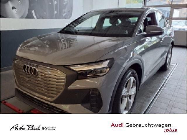Kieselgrau Gebraucht 2023 Audi Q4 Sportback e-tron Comfort SUV | 23.970 € (Superpreis) - Bild 1/4