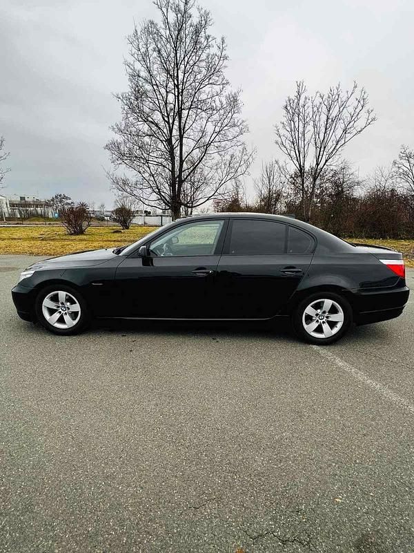 Gebraucht BMW 525 218 PS (160 kW) 2009 Schwarz Limousine