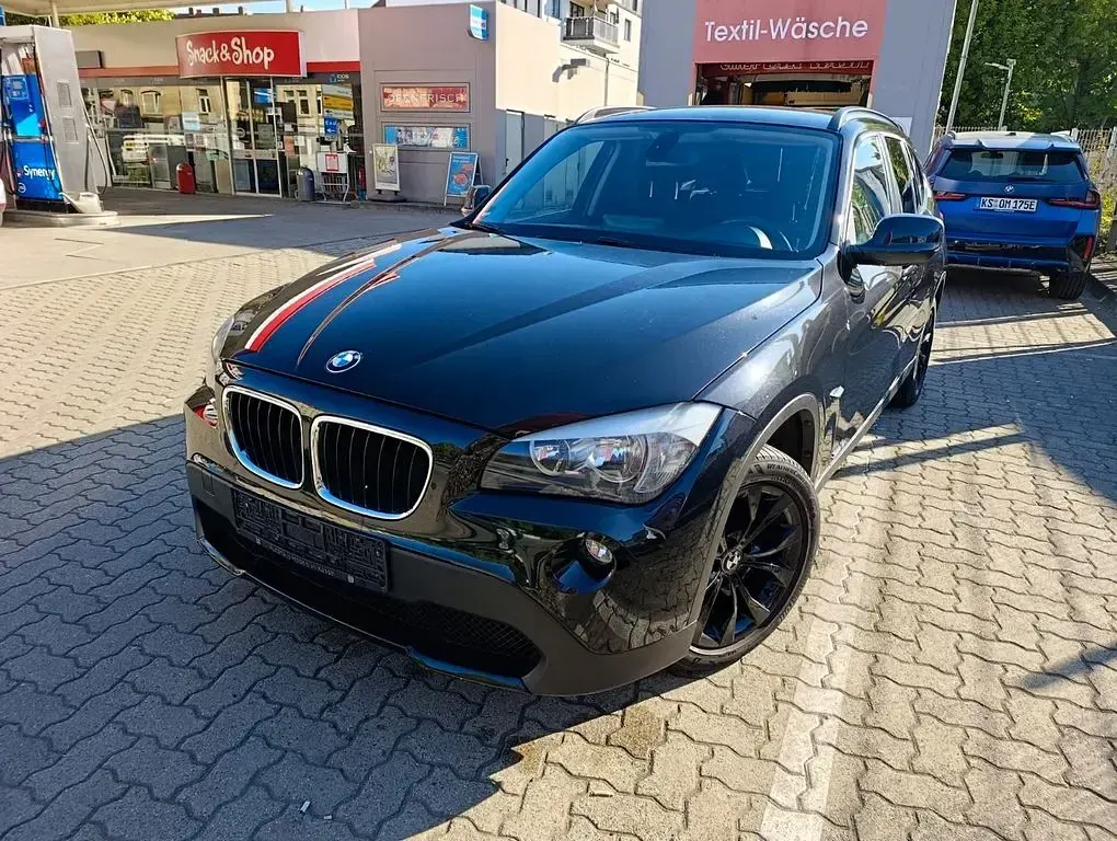 Gebraucht BMW X1 150 PS (110 kW) 2011 Schwarz SUV