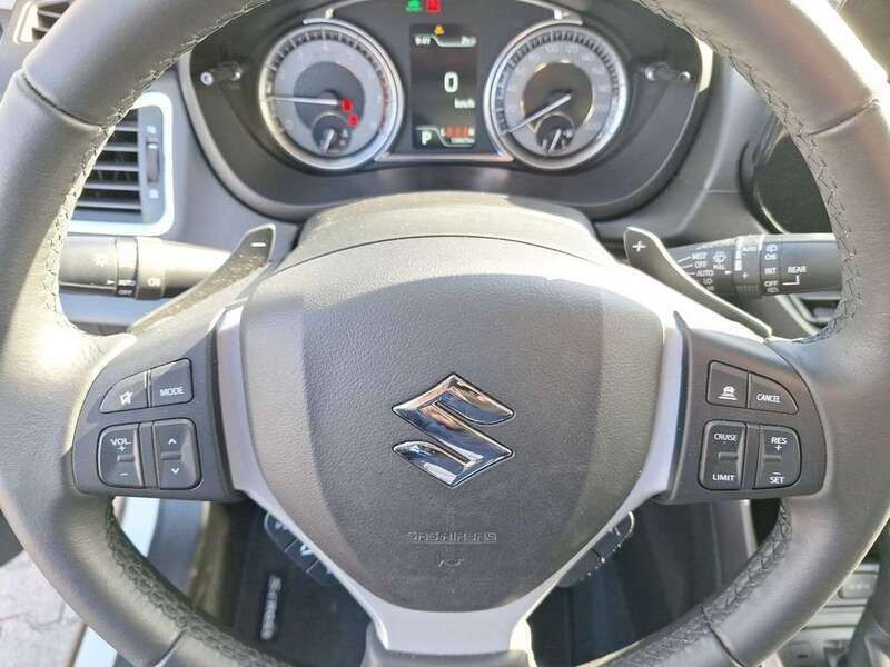 Weiß Gebraucht 2023 Suzuki SX4 S-Cross Comfort SUV | 24.000 € (Fairer Preis) - Bild 1/4
