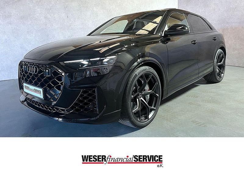 Mythosschwarz Neu 2025 Audi RS Q8 Performance SUV | 148.631 € - Bild 1/4