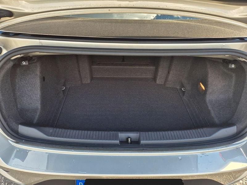 Gebraucht VW T-Roc Cabriolet Style 150 PS (110 kW) 2021 Silber Cabrio