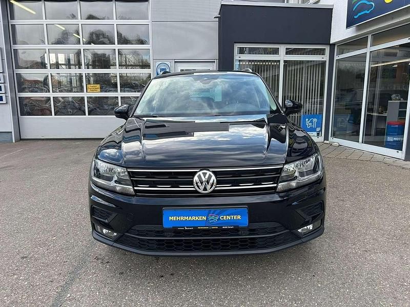 Gebraucht VW Tiguan IQ Drive 150 PS (110 kW) 2019 Deep black perleffekt SUV