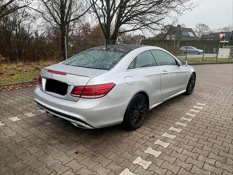 Gebraucht Mercedes E350 258 PS (189 kW) 2016 Silber Coupé