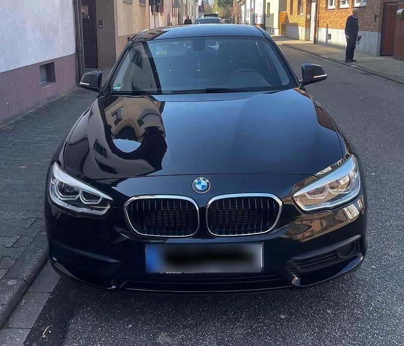 Gebraucht BMW 116 109 PS (80 kW) 2018 Schwarz Kleinwagen