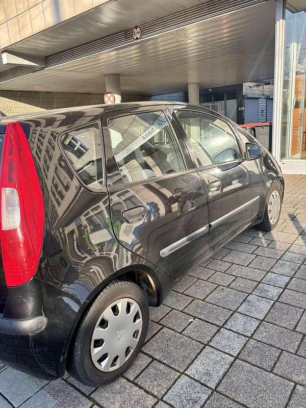 Gebraucht Mitsubishi Colt Inform 95 PS (69 kW) 2005 Schwarz Kleinwagen