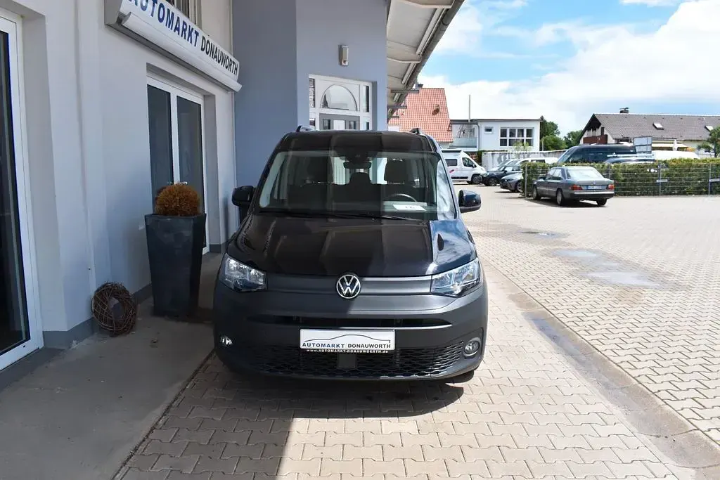 Gebraucht VW Caddy 122 PS (89 kW) 2022 Schwarz Van / Kleinbus