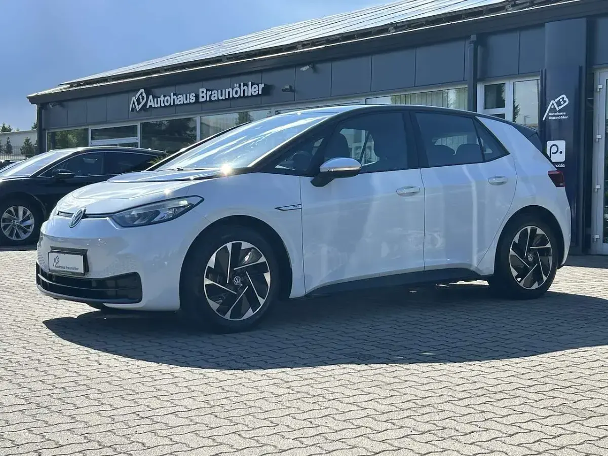 Gebraucht VW ID.3 Pro Performance 150 kW (204 PS) 2020 Gletscherweiß Kleinwagen