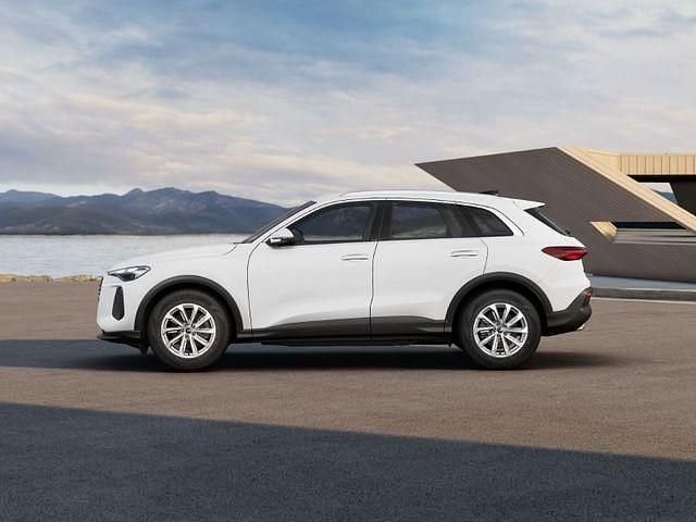 Gebraucht Audi Q5 Basis 204 PS (150 kW) 2024 Weiß SUV