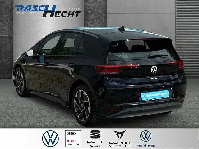 Gebraucht VW ID.3 Pro 150 kW (204 PS) 2024 Grenadillschwarz metallic Kleinwagen