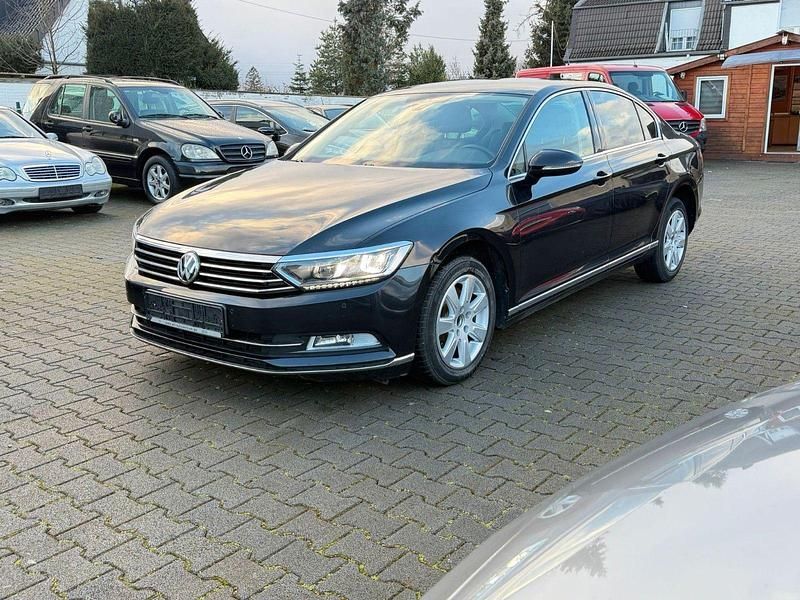 Gebraucht VW Passat Highline 150 PS (110 kW) 2018 Schwarz Limousine