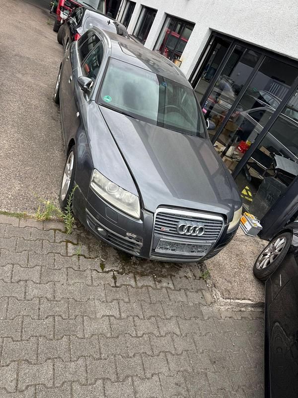 Grau Gebraucht 2006 Audi A6 Kombi | 2.333 € (Superpreis) - Bild 1/4
